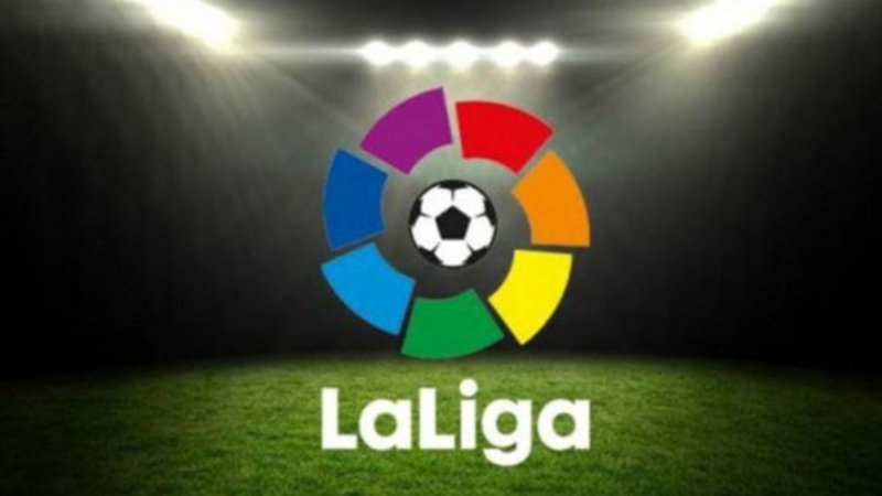 بطولة إسبانيا: مباريات سهلة لسوسييداد وريال وصعبة لأتلتيكو وبرشلونة بانتظار تشافي