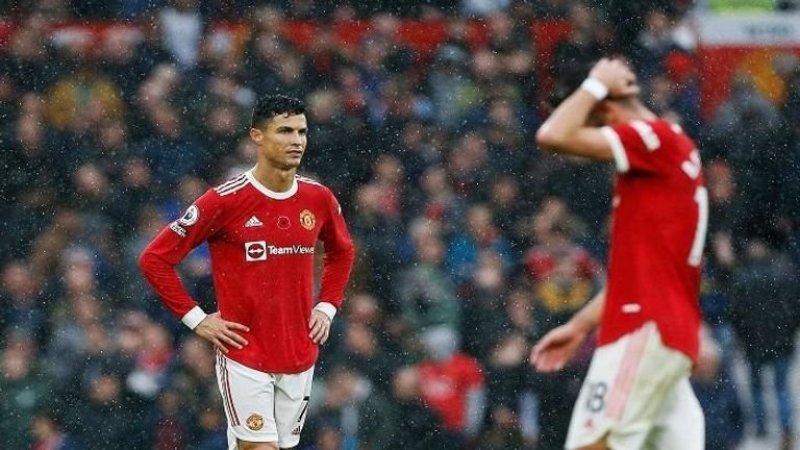 الأسوأ منذ 32 عاما : مسرح الأحلام عقدة مانشستر يونايتد الجديدة