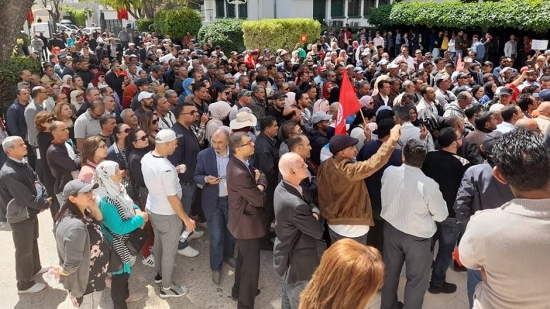 عمار الزين.: الحكومة تستهتر بمطالبنا..وسنصعد من احتجاجاتنا