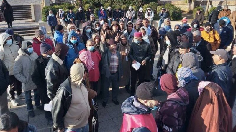 وزيرالشؤون الدينية يعزل مسؤولين نقابيين ردا على احتجاج المسجديين الذين يهددون بالانسحاب