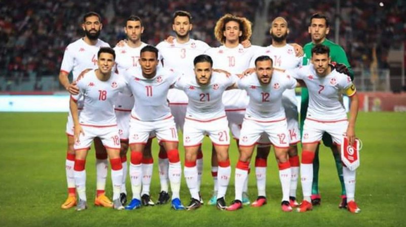 بعثة المنتخب التونسي لكرة القدم تشدّ الرحال الى غينيا الإستوائية