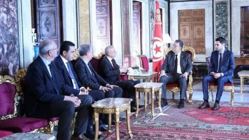 التقوا اليوم ابراهيم بودربالة : عدد من رجال الاعمال في الغرف الاقتصادية يطلبون تنقيح مجلتي الاستثمار والصرف