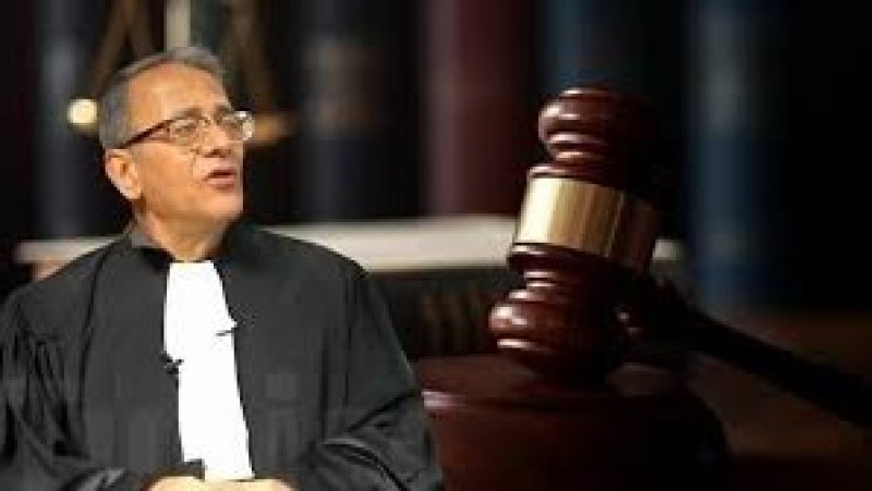 هيئة الدفاع تطالب بالإفراج عن الأستاذ أحمد صواب وتتّهم القضاء بالتعسف