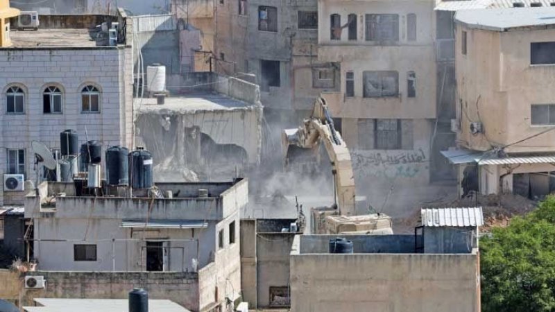 الاحتلال يواصل هدم المنازل في مخيم طولكرم تزامنا مع مواصلة عدوانه لليوم الـ133 تواليا