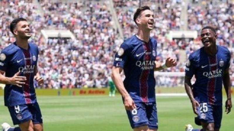 باريسان جيرمان الفرنسي يستهل مونديال الأندية برباعية نظيفة في شباك أتلتيكو مدريد الإسباني