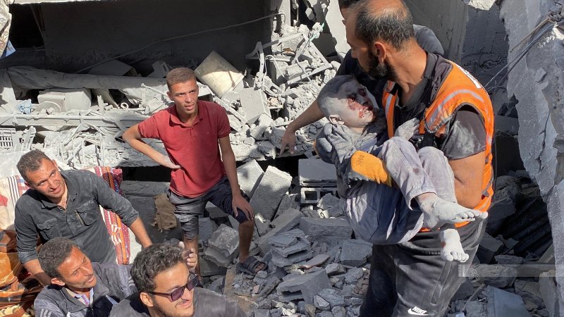 شهداء ومصابون في قصف الاحتلال أنحاء متفرقة في قطاع غزة
