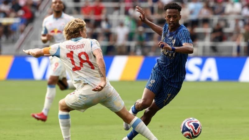 مونديال الأندية : الهلال السعودي يتعادل سلبياً مع سالزبورغ النمساوي ويبقي على آماله في التأهل إلى الدور الثاني