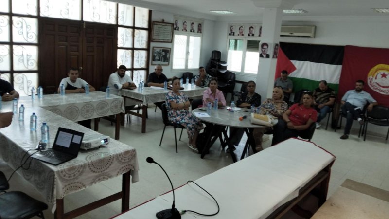 منوبة : دورة تدريبية حول صحافة الموبايل وصناعة المحتوى والمحاذير القانونية للنشر على مواقع التواصل الاجتماعي