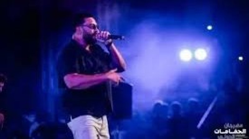 بلطي على ركح مهرجان الحمامات الدولي : أغاني تغوص في تفاصيل الحياة اليومية لجيل اليوم