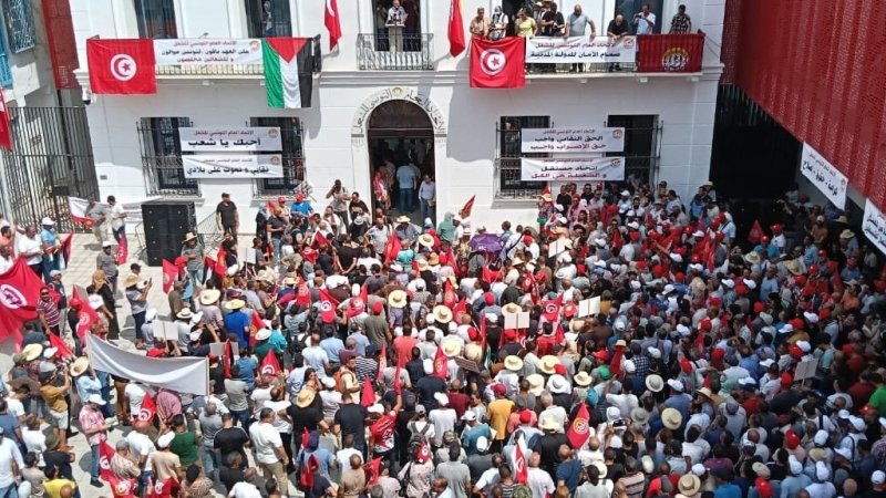 نقابة الصحفيين تدين التعتيم غير المبرر على حدث وطني