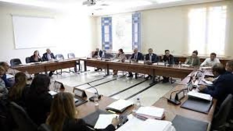 لجنة التشريع العام تصوت على مجمل فصول مقترح القانون الأساسي المتعلق بتنظيم مهنة المستشار الجبائي