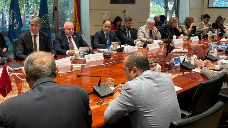 في إجتماع للهيئة الاستشارية للمجلس الدولي للزيتون : نحو شفافية في المعاملات وتوزيع منصف للعائدات في قطاع الزيت