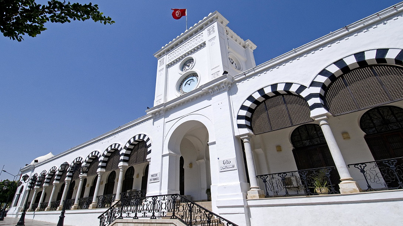 ميزانية 2026: الثلثان للاجور والدين وهذه الوزارات الاكثر التهاما للنفقات