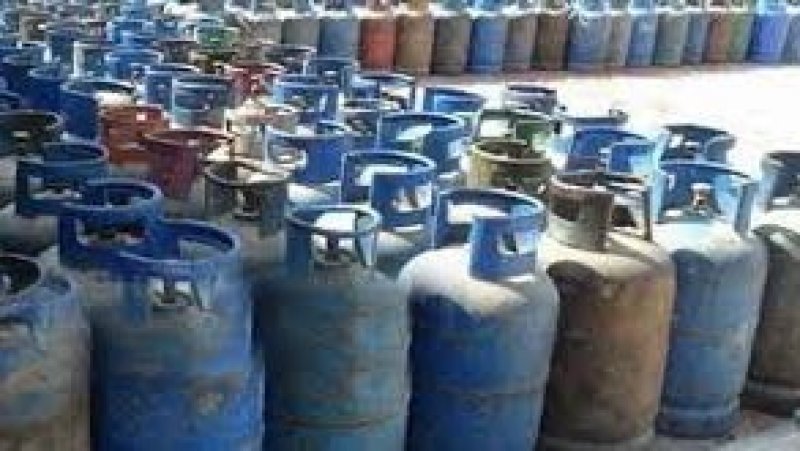 استعدادا لارتفاع الطلب في الشتاء : تكوين مخزون من قوارير الغاز المنزلي يضمن استمرارية تزويد السوق