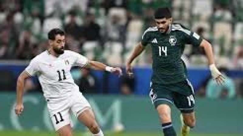 السعودية تبلغ نصف نهائي كأس العرب لكرة القدم بفوزها على فلسطين
