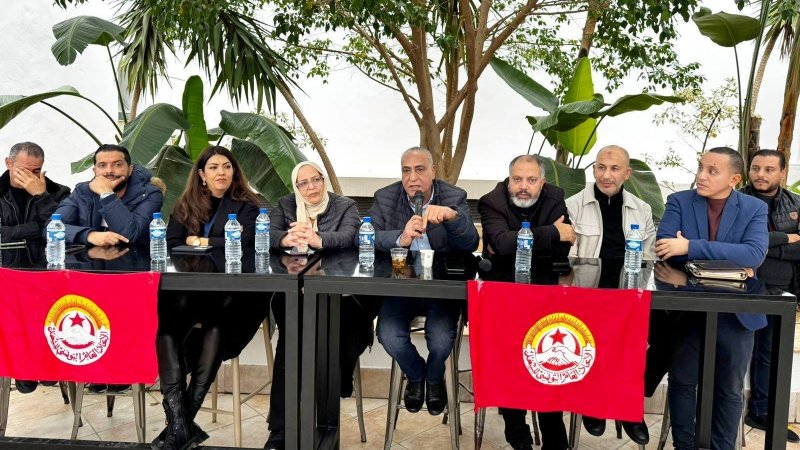 اجتماع عام لشركة توبنات : دعوة لحلول عاجلة و استعداد للتحركات النقابية