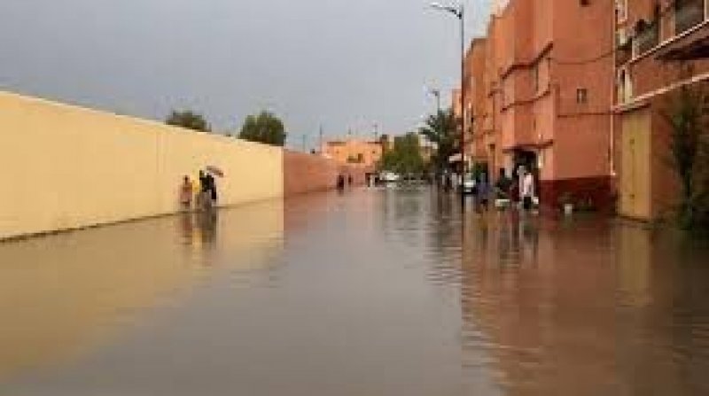 تقلبات مناخية تضرب دولاً عربية : وفيات في المغرب وتحذيرات بغزة وتعطيل الدراسة بالسعودية