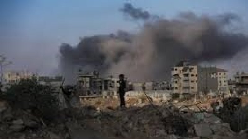 انفجارات عنيفة جراء عمليات نسف واسعة ينفذها جيش الاحتلال في غزة