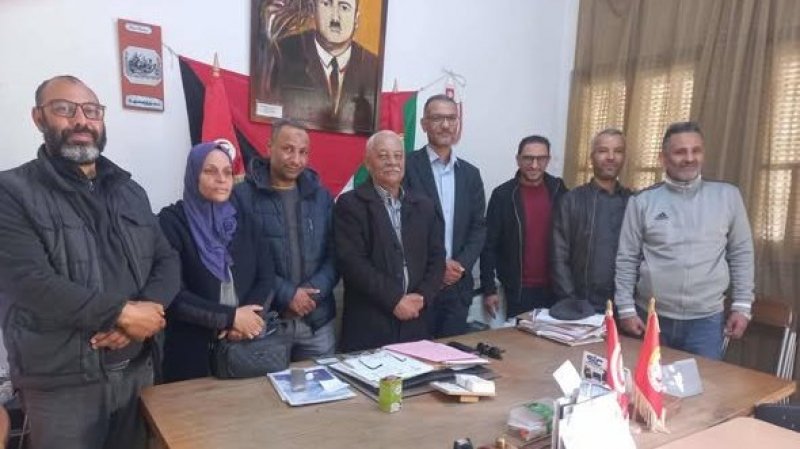 تشكيلة جديدة على رأس النقابة الاساسية للتعليم الثانوي بتوزر