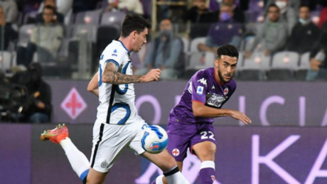 اصابة مهاجم فيورنتينا بفيروس كورونا