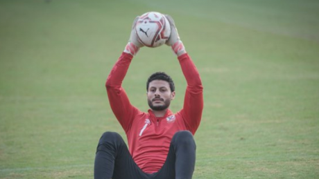 محمد الشناوي يعود لتدريبات الاهلي المصري