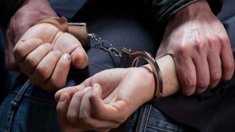 بن عروس: محاصرة عنصرين اجراميين محلا 12 منشور تفتيش
