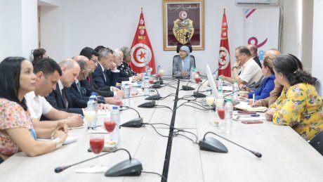 من عناوينها حماية الاطفال من العنف الرقمي : غدا تختتم الدورة التدريبية للمتدخلين في برنامج الطفولة