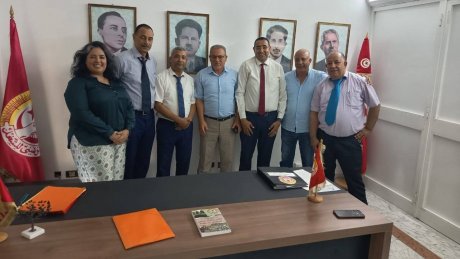 ندوة في جامعة البنوك والتامين تبحث أسباب عدم إدماج عمال المناولة الى الان