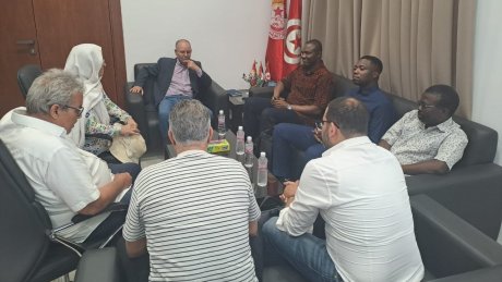 الطبوبي يستقبل بمكتبه الأمين العام للاتحاد الدولي للنقابات بمنطقة افريقيا