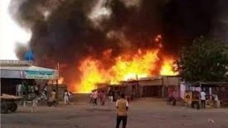 مدينة الفاشر السودانية تحت النار : قصف دموي وحصار خانق وسط صمت دولي