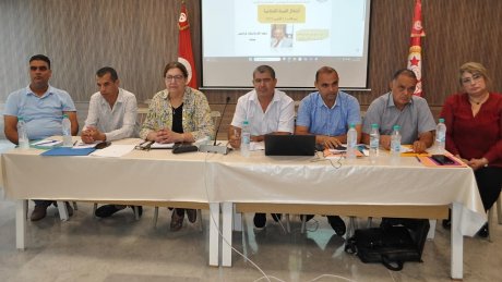 المرشدون التطبيقيون يناقشون واقع التفاوض وسبل تطبيق المطالب العالقة