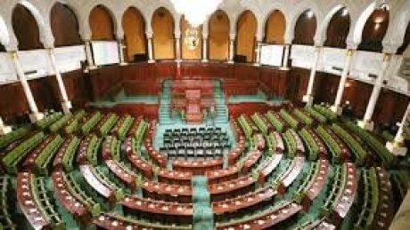 رئيسة الحكومة و بعض الوزراء يرفضون المثول في مجلس النواب و آخرون ينتظرون اعفاءهم؟