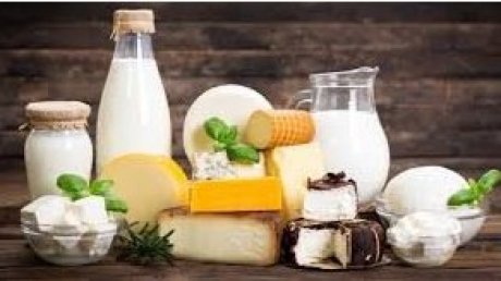 مطالب نقابية للغرفة الوطنية لصناعة الحليب ومشتقاته بفتح مفاوضات لتحسين اوضاع عمال القطاع