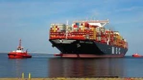 القبض على حارقين  تونسيين في حاوية سفينة شحن