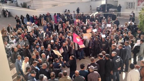 القصرين : الإدارة ترفض الحوار وتتجاهل مستحقات عملة المؤسسات التربوية لأكثر من سنتين