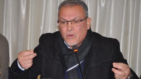 المزي في أشغال اليوم الثاني من ندوة جامعة النفط : الاتحاد سيناضل ولن نقبل بضرب العمل النقابي