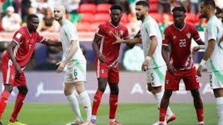 كأس العرب قطر 2025 : الجزائر حامل اللقب يتعادل أمام السودان في افتتاح المجموعة الرابعة
