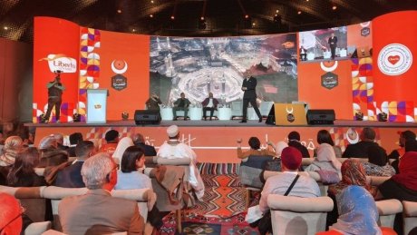 بالإنترنيت المجاني وتطبيق السداد والعناية بذوي الهمم، "ليبرتا" تطور خدمة المعتمرين ولكن ...