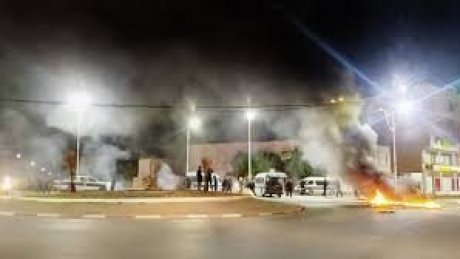 القضاء التونسي يفرج عن 20 موقوفاً ويسجن 4 آخرين إثراحتجاجات شهدتها مدينة القيروان