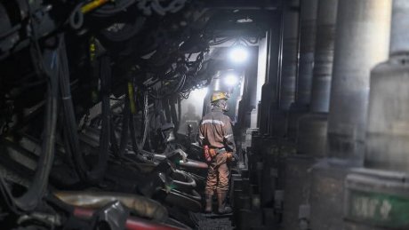 منجم من الجيل الخامس في الصين : تقنيات خضراء و معدات ذكية تساهم في الاستخراج الآمن للمعادن الثمينة