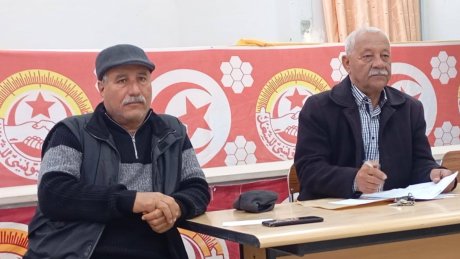 الاتحاد الجهوي بتوزر: تمسّك باستقلالية العمل النقابي وواستعداد مطلق للدفاع عن الحق النقابي