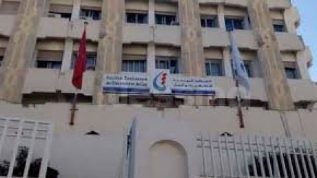 نقابيو الشركة التونسية للكهرباء والغاز بجندوبة ينددون بالاعتداء على رئيسة مصلحة المحاسبة ويطالبون بالتحقيق الفوري