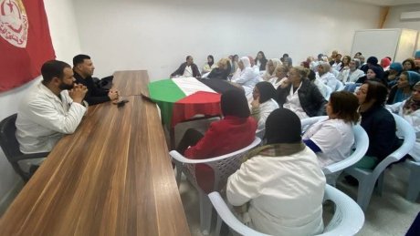 صفاقس : نقابة مستشفى الهادي شاكر تدين التهم الملفقة ضد النقابيين وتلوح بتحركات احتجاجية